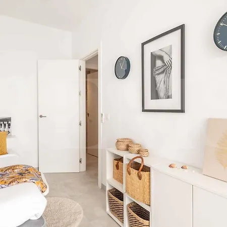 Apartment Hillside Gem, Panoramic Sea Views And 2 Terraces Rems