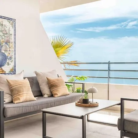 Hillside Gem, Panoramic Sea Views And 2 Terraces Rems