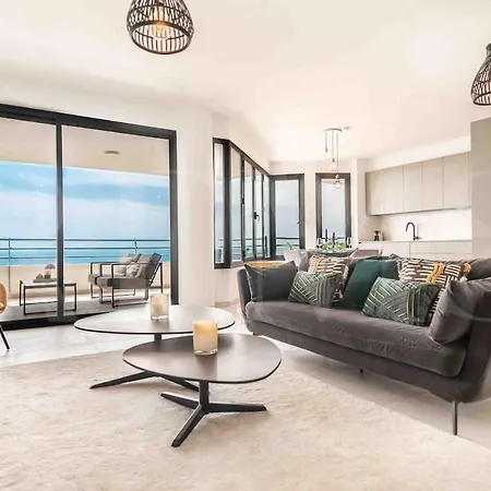Hillside Gem, Panoramic Sea Views And 2 Terraces Rems